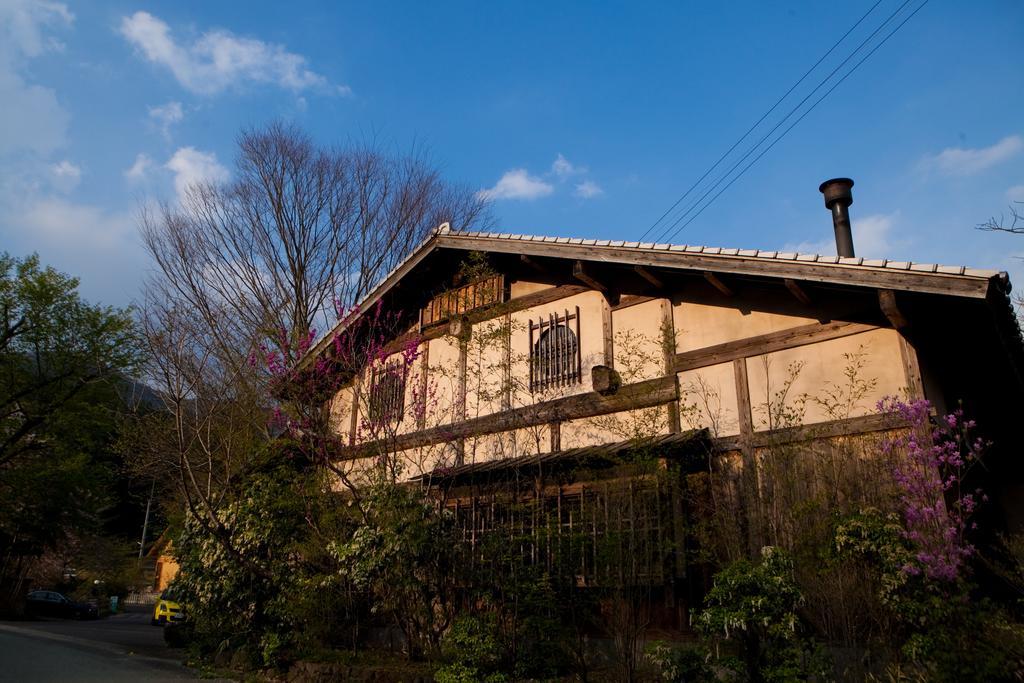 Yufuin Tagasode Hotel Exterior photo